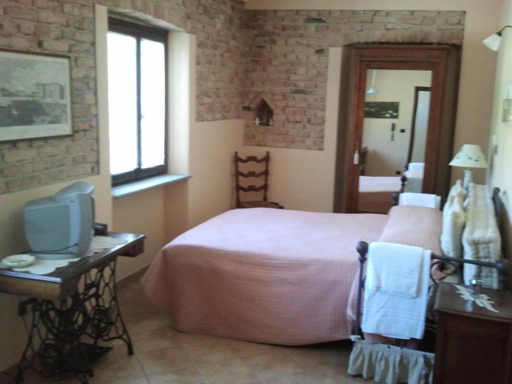 Gran Collina Vila San Damiano dʼAsti Quarto foto