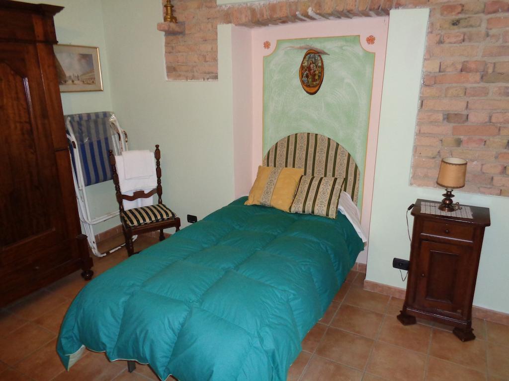 Gran Collina Vila San Damiano dʼAsti Quarto foto